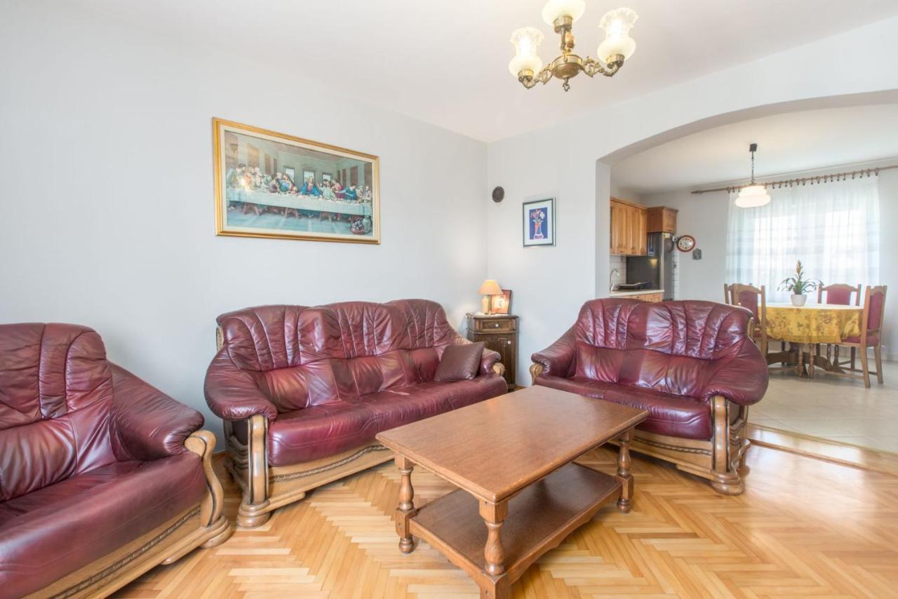 Lovely House Lindi In Porec Bagian luar foto