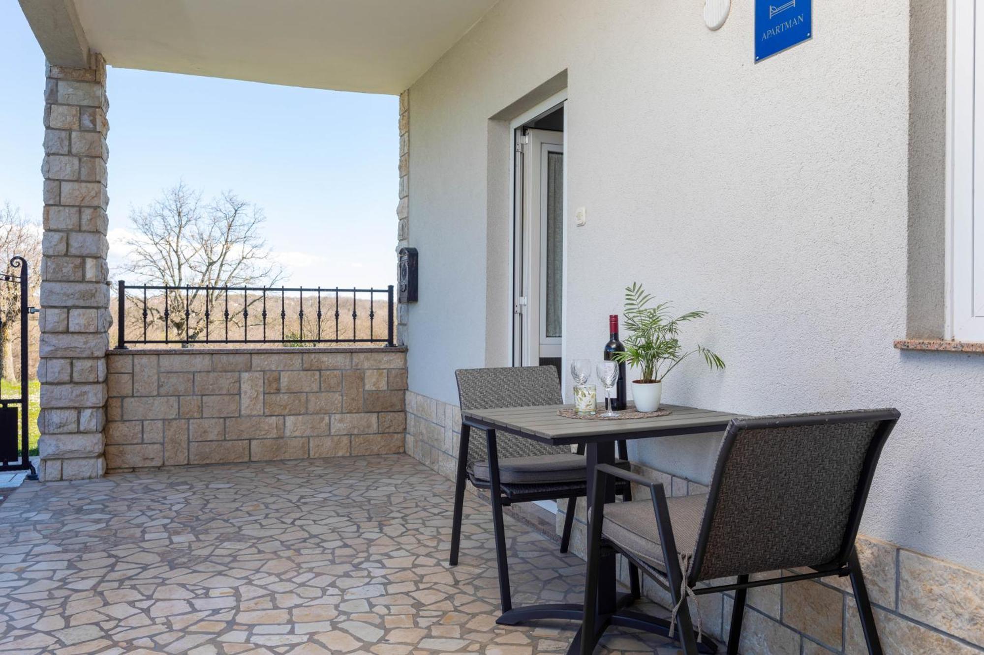 Lovely House Lindi In Porec Bagian luar foto